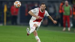 Ajax Daley Blind